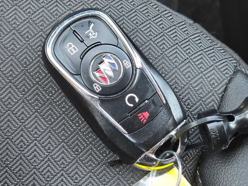 Used 2023 Buick Encore GX Select FWD image 34