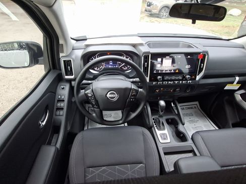 New 2026 Nissan Frontier SV w/ Tow Package AWD/4WD image 14