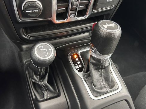 Certified 2024 Jeep Wrangler Sahara image 16