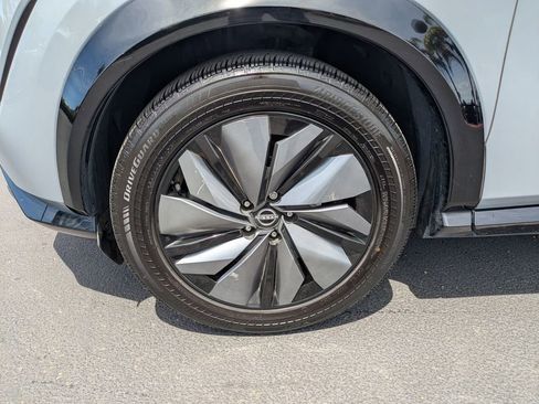Used 2023 Nissan Ariya FWD image 11