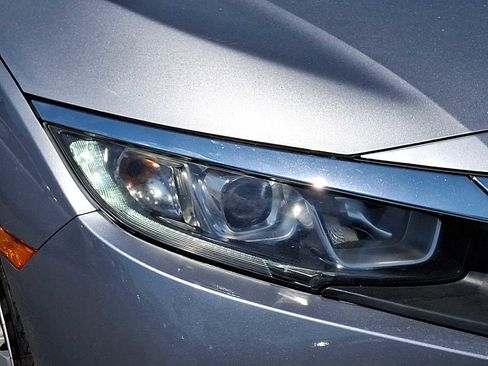 Used 2017 Honda Civic LX image 10