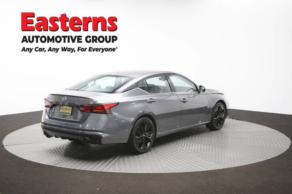 Used 2023 Nissan Altima 2.5 SR FWD image 42