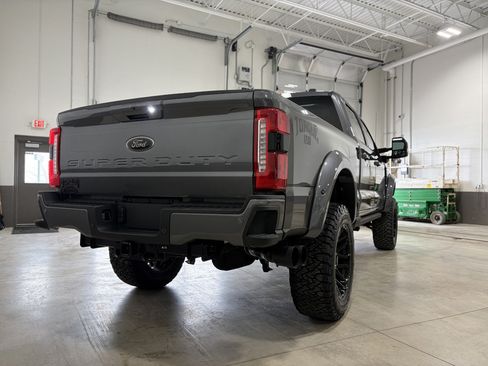 New 2026 Ford F250 Lariat w/ Black Appearance Package AWD/4WD image 22
