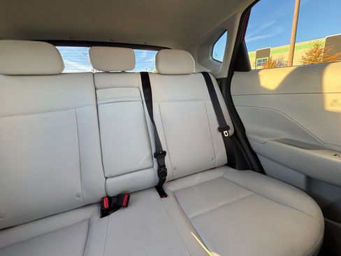 Used 2025 Hyundai Kona SEL image 37