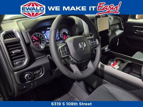 New 2026 RAM 1500 Big Horn AWD/4WD image 7