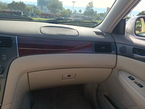 Used 2004 Lexus ES 330 image 17