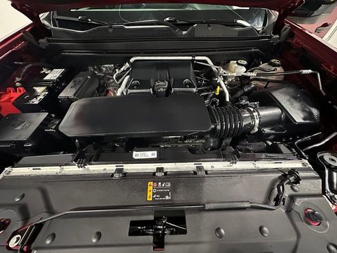 Used 2024 Chevrolet Colorado Trail Boss w/ Advanced Trailering Package AWD/4WD image 38