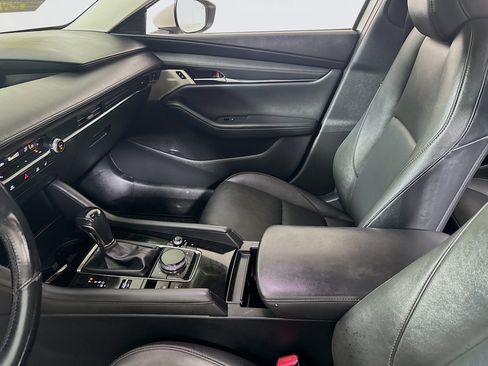 Used 2019 MAZDA MAZDA3 Sedan w/ Preferred Package FWD image 23