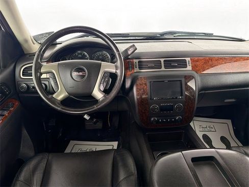 Used 2014 GMC Sierra 3500 SLT w/ SLT Convenience Package image 19