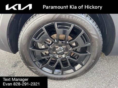 Used 2022 Kia Telluride SX w/ Nightfall Edition Package AWD/4WD image 9