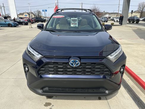 Certified 2023 Toyota RAV4 XLE Premium image 9