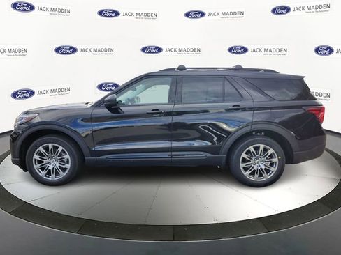 New 2026 Ford Explorer Active w/ Active Comfort Package image 2