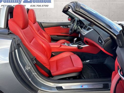 Used 2012 BMW Z4 sDrive35i image 8