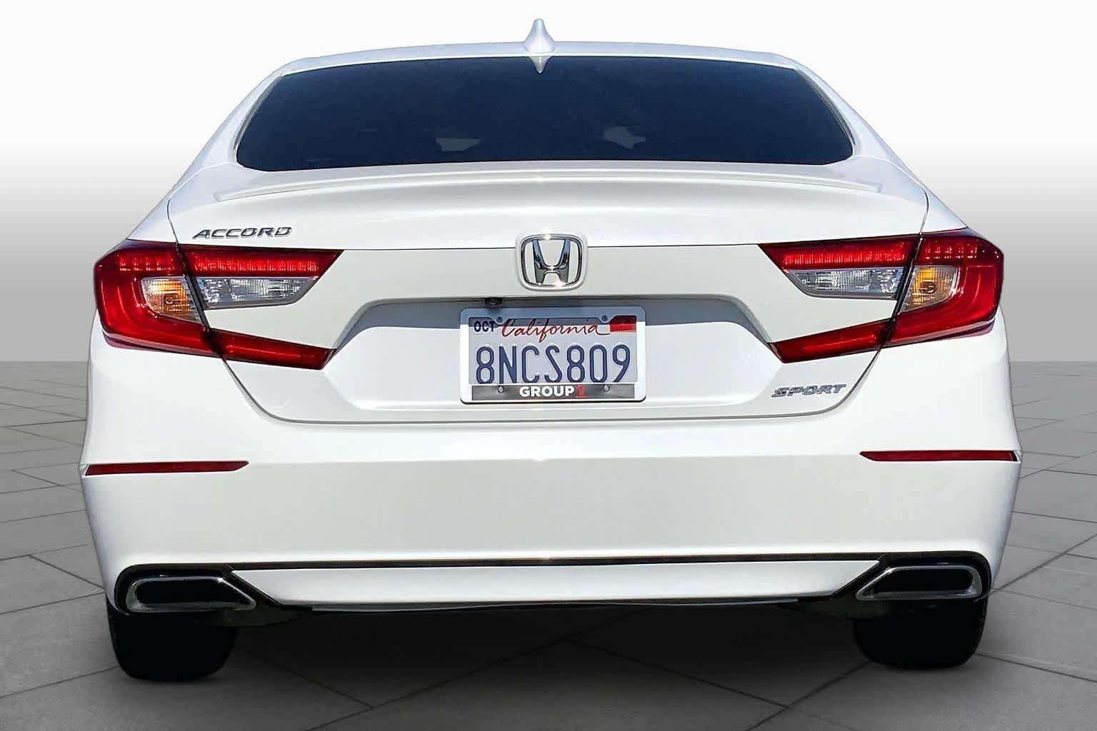 Used 2018 Honda Accord Sport image 4