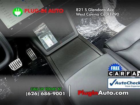 Used 2023 Tesla Model X Plaid image 18