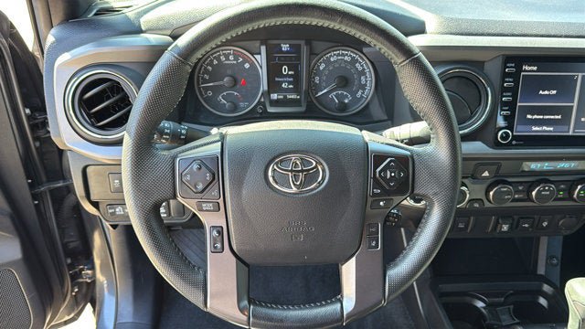 Used 2022 Toyota Tacoma TRD Off-Road AWD/4WD image 15