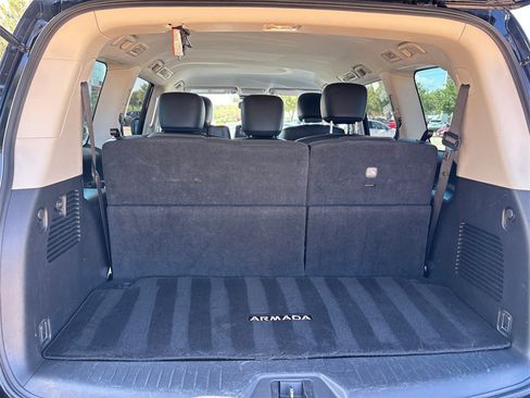 Used 2023 Nissan Armada SV image 32