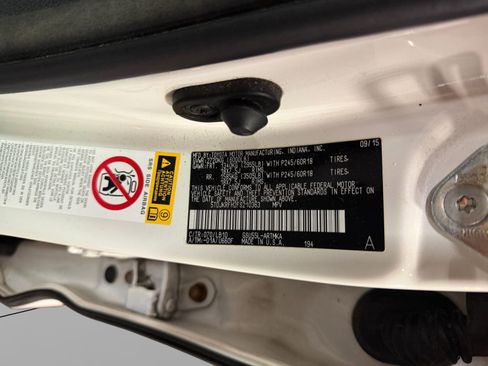 Used 2015 Toyota Highlander XLE AWD/4WD image 38