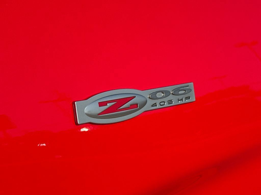 Used 2003 Chevrolet Corvette Z06 w/ Memory Package, 3 Drivers RWD image 11