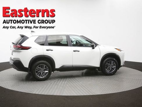 Used 2023 Nissan Rogue S AWD/4WD image 44