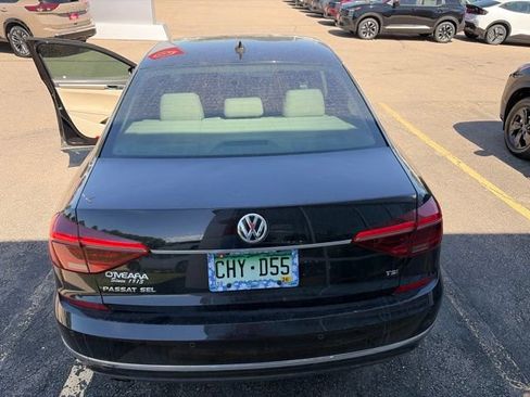 Used 2017 Volkswagen Passat 1.8T SEL Premium FWD image 2