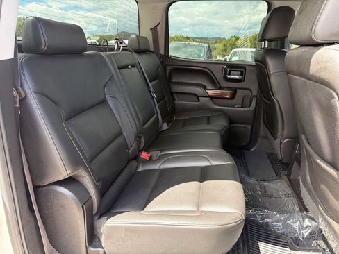Used 2014 GMC Sierra 1500 SLE w/ SLE Value Package AWD/4WD image 17