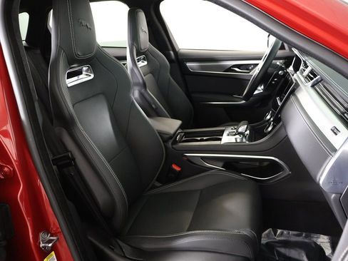 Used 2024 Jaguar F-PACE R-Dynamic S image 36