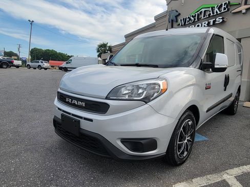 Used 2020 RAM ProMaster City Tradesman SLT FWD image 5