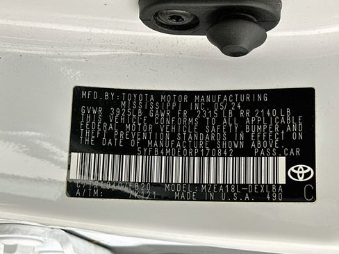 Used 2024 Toyota Corolla LE FWD image 12