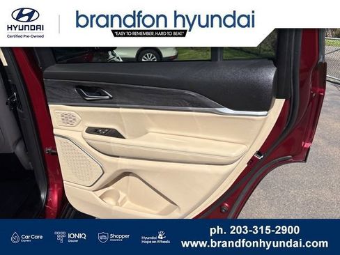 Used 2021 Jeep Grand Cherokee L Limited AWD/4WD image 9