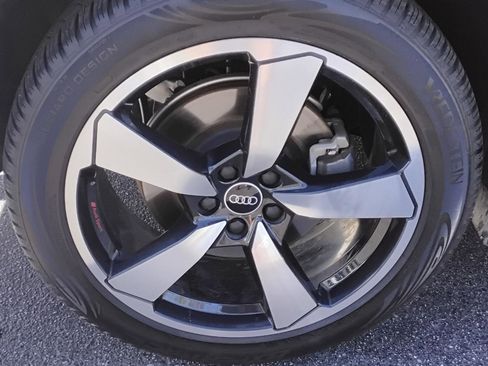 Used 2022 Audi Q5 2.0T Prestige image 13