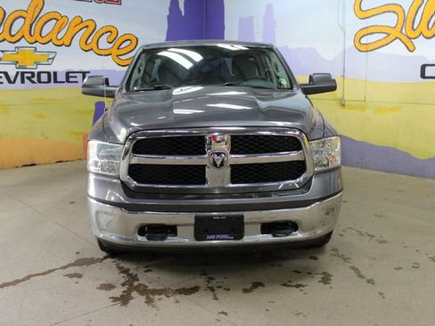Used 2017 RAM 1500 Classic SLT AWD/4WD image 3