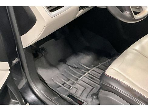 Used 2014 GMC Terrain SLT w/ Chrome Appearance Package FWD image 29