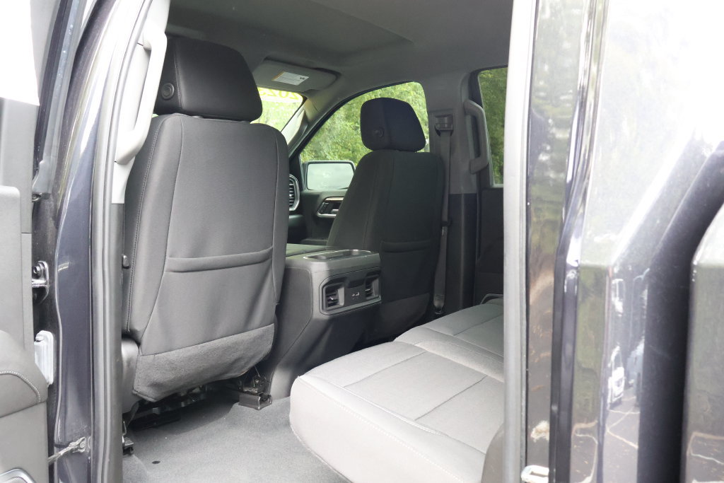 Used 2023 Chevrolet Silverado 1500 RST w/ Z71 Off-Road Package AWD/4WD image 46