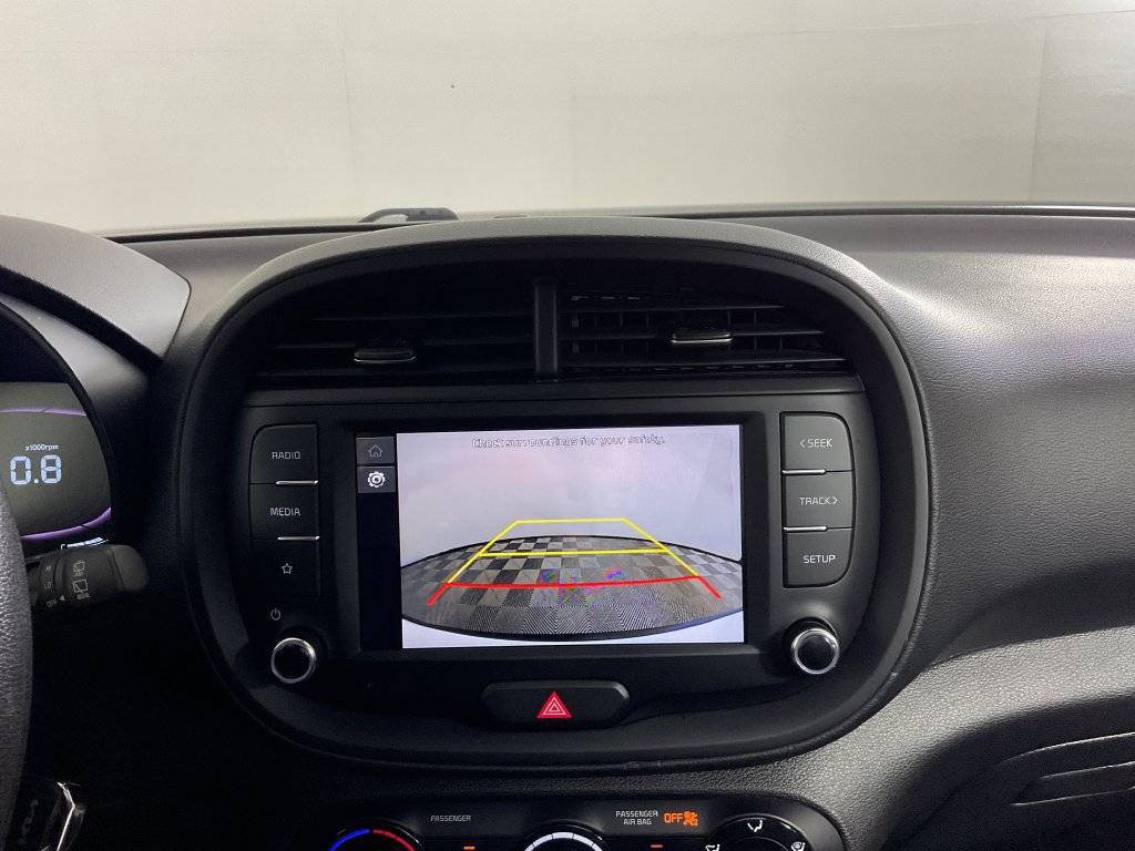 Used 2023 Kia Soul LX w/ Option Group 015 FWD image 27