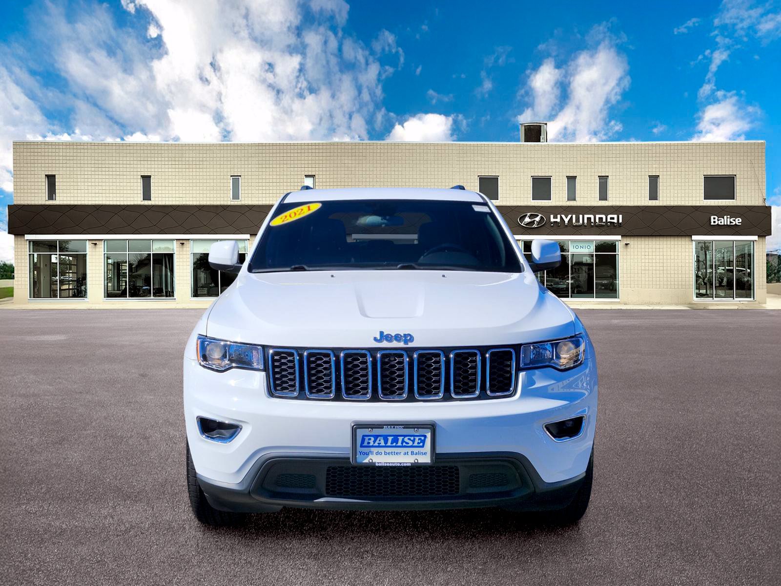 Used 2021 Jeep Grand Cherokee Laredo X AWD/4WD image 7