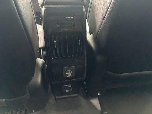 Used 2025 Jeep Compass Trailhawk AWD/4WD image 18