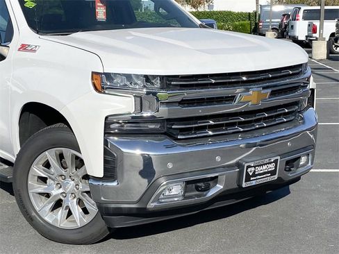 Used 2022 Chevrolet Silverado 1500 LTZ AWD/4WD image 9