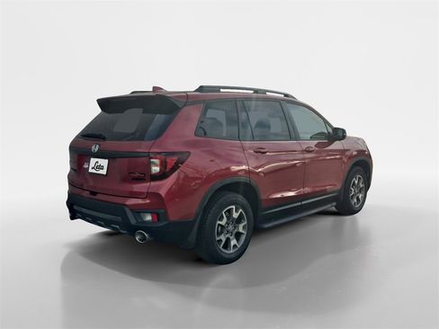 Certified 2022 Honda Passport TrailSport image 4