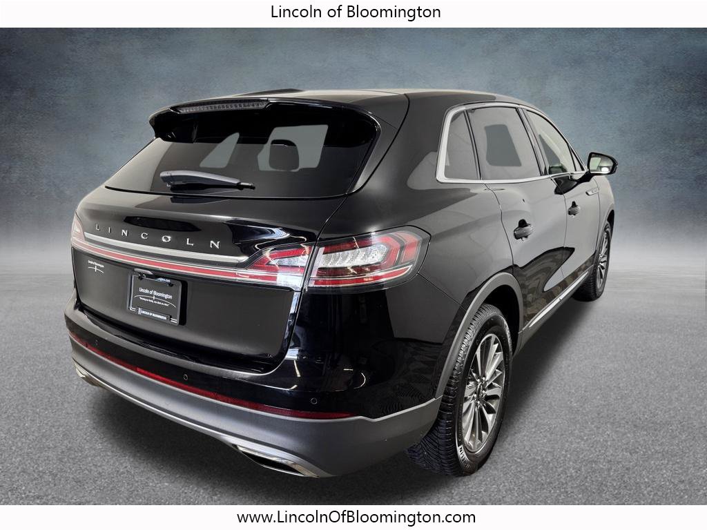 Used 2023 Lincoln Nautilus Reserve w/ Luxury Package AWD/4WD image 6