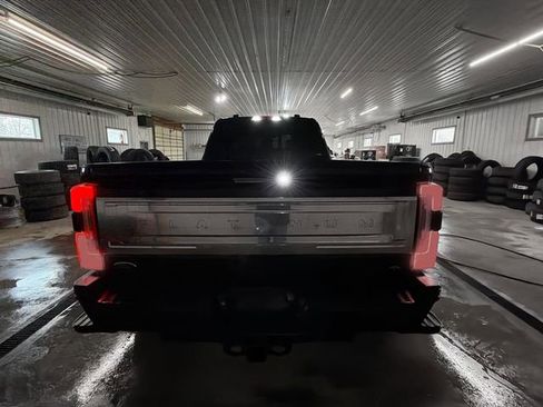 Used 2023 Ford F450 Platinum w/ FX4 Off-Road Package AWD/4WD image 5