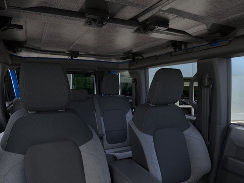 New 2025 Ford Bronco 4-Door image 12