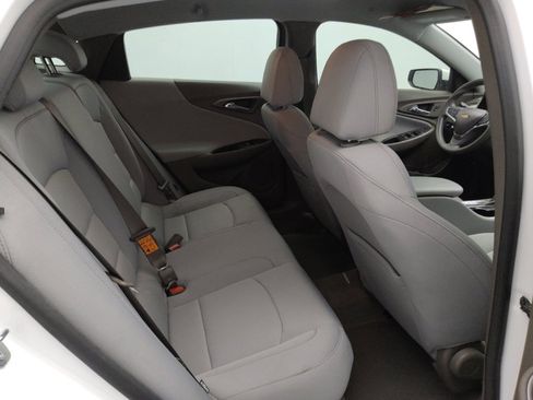 Used 2020 Chevrolet Malibu LS w/ Driver Confidence Package II image 19