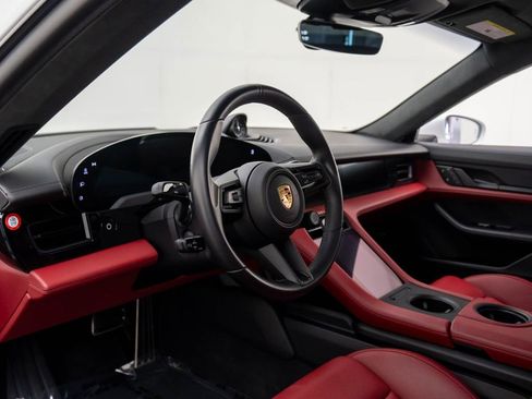 Used 2023 Porsche Taycan GTS image 16