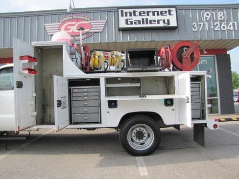 Used 2011 Ford F550 2WD Regular Cab Super Duty w/ Payload Upgrade Pkg image 13