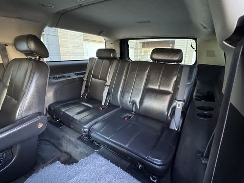 Used 2008 GMC Yukon XL SLT image 29