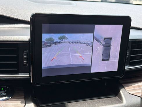 Used 2020 Ford Explorer Limited RWD image 19