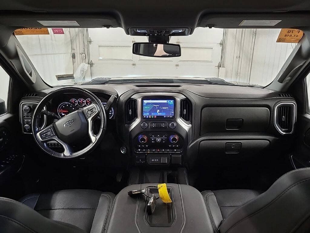 Used 2022 Chevrolet Silverado 2500 LTZ w/ LTZ Plus Package AWD/4WD image 6