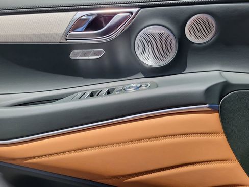 New 2026 Genesis GV80 2.5T Prestige AWD/4WD image 8
