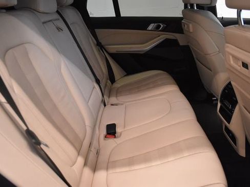 Used 2021 BMW X5 xDrive40i w/ Premium Package AWD/4WD image 17
